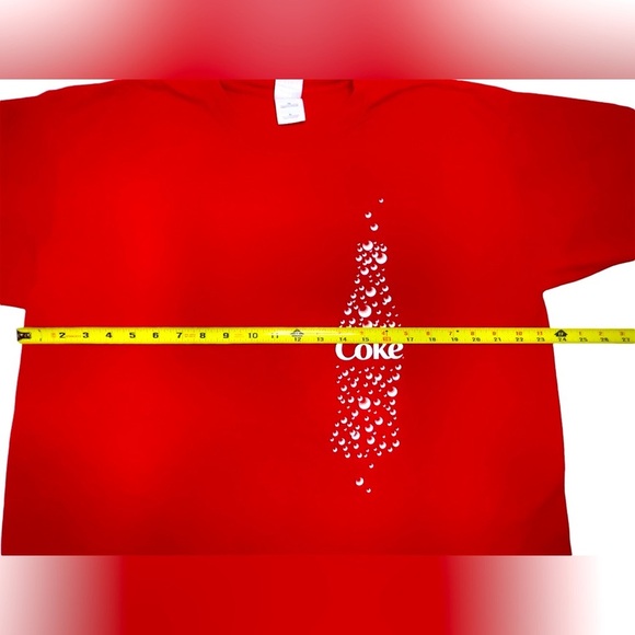 Coca Cola graphic tshirt size XL-Red white,short sleeve,bubbles advertising - Picture 4 of 5